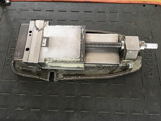 津田駒 VG-175 バイス の画像 2枚目