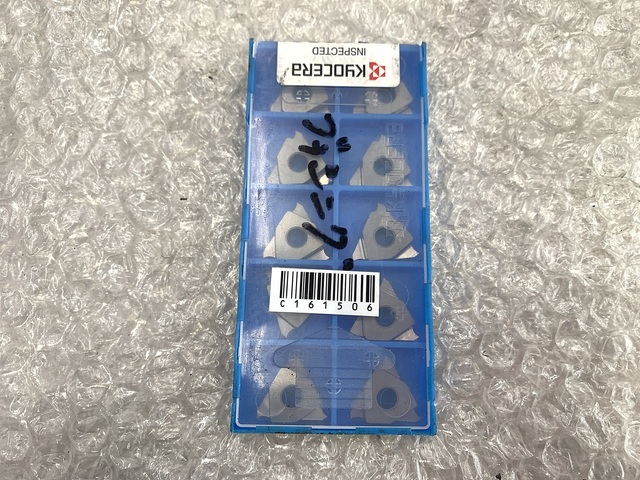 京セラ GBA43R200-020-KW10 インサート・チップ の画像 1枚目