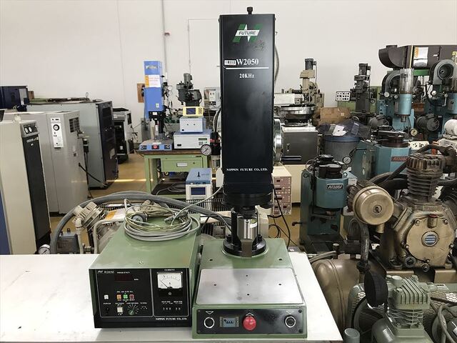 日本ヒューチャア W2050 Welding Image 1