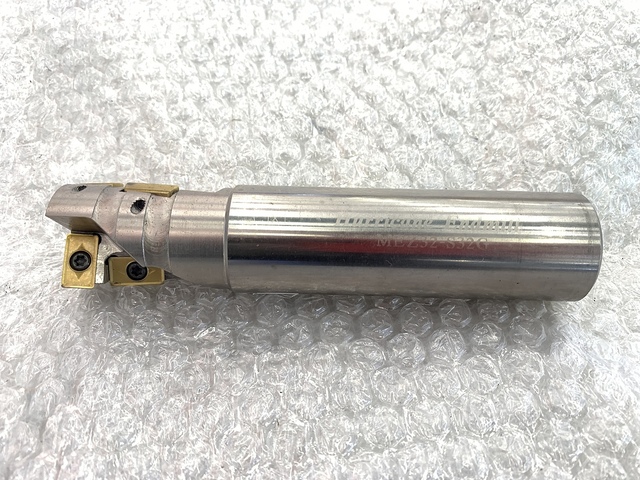 京セラ MEZ32-S32G エンドミル の画像 1枚目