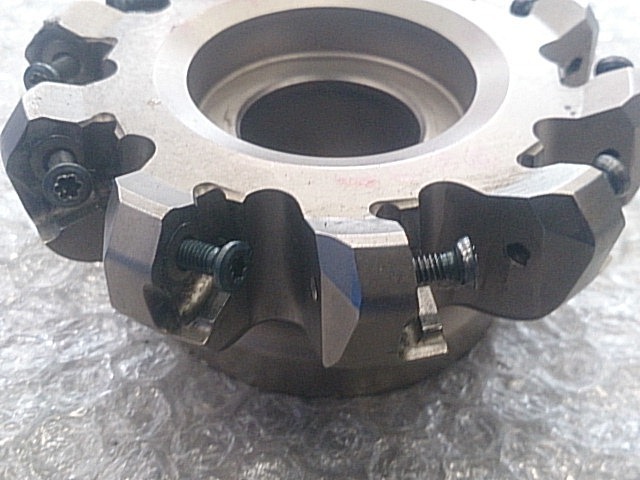 京セラ MFPN45100R-10T フライスカッター の画像 2枚目