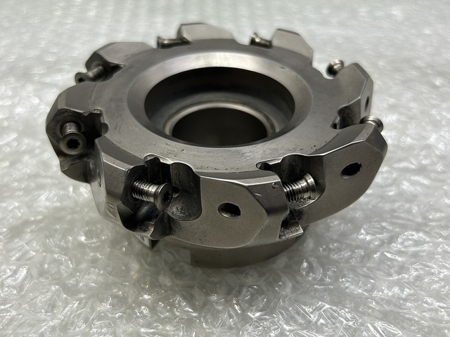 京セラ MFPN45100R-8T-M フライスカッター の画像 2枚目