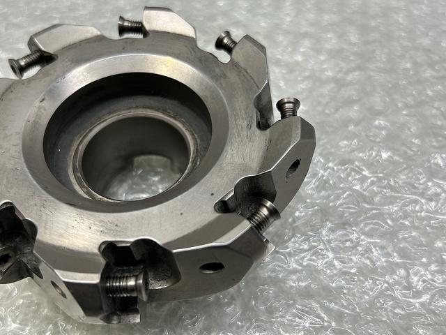 京セラ MFPN45100R-8T-M フライスカッター の画像 3枚目