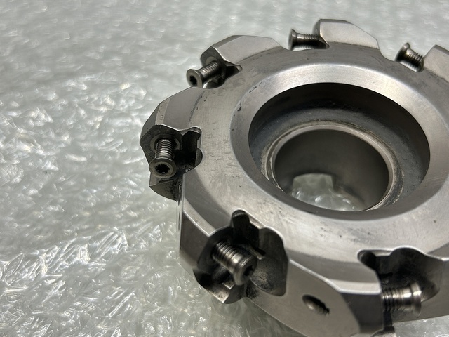 京セラ MFPN45100R-8T-M フライスカッター の画像 4枚目