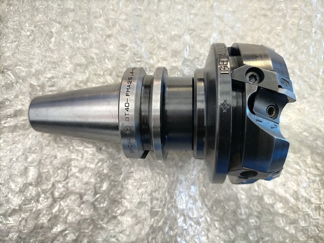 住友電工（イゲタロイ） APG80R Milling Cutter Image 1