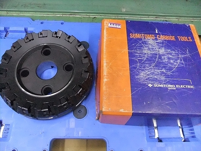 住友電工（イゲタロイ） DNF200R Milling Cutter Image 1