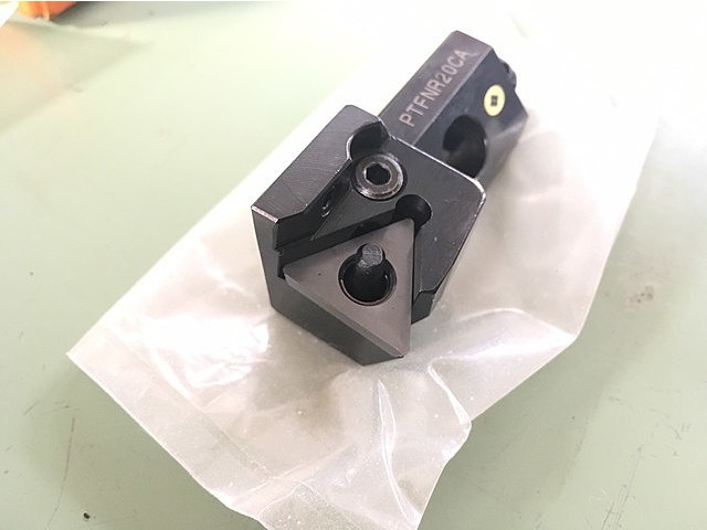 住友電工（イゲタロイ） PTFNR20CA その他切削・旋削工具 の画像 3枚目