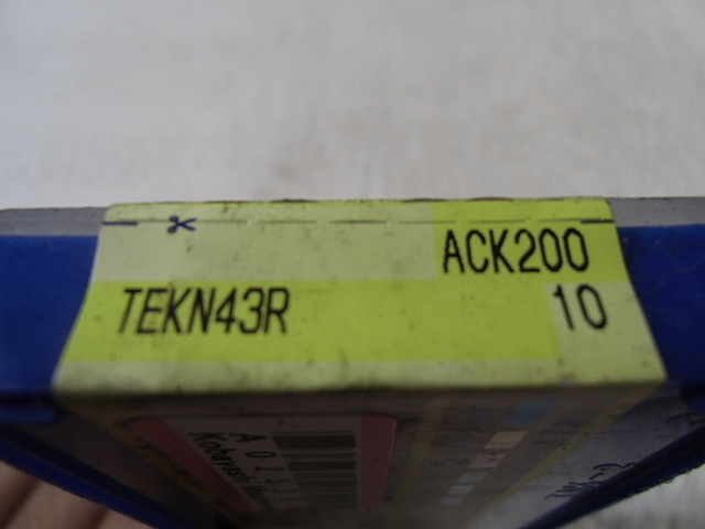 住友電工（イゲタロイ） TEKN43R Insert Chip Image 2