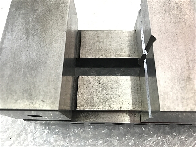 HIKARI SEIKI HLE-100 Vice Image 5