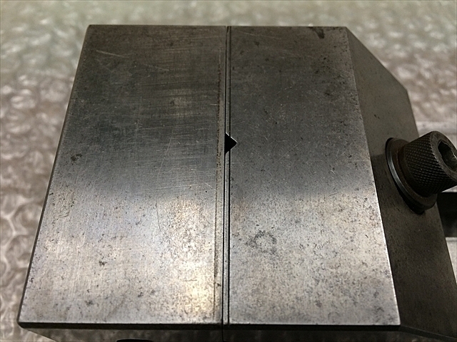 HIKARI SEIKI HLE-100 Vice Image 4