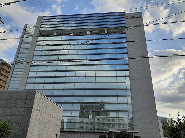 銀行