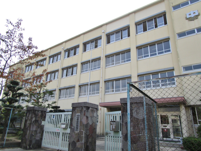 中学校