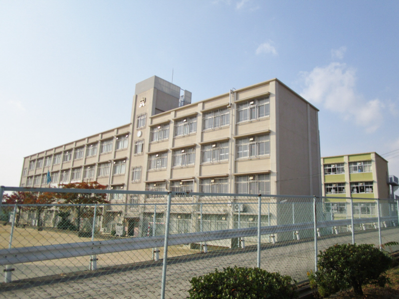 中学校