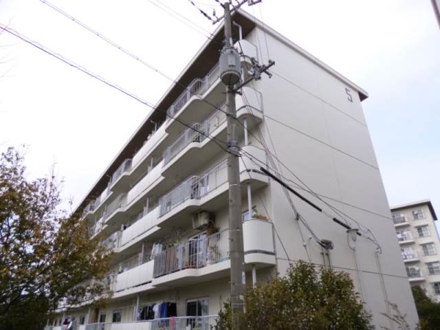 名谷竜が台住宅8号棟