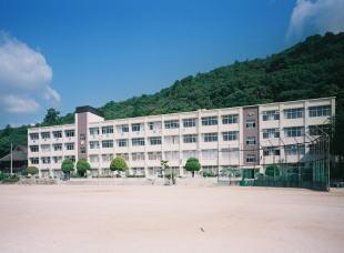 中学校
