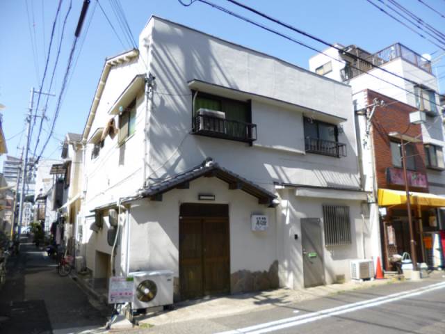 兵庫県神戸市長田区腕塚町３丁目