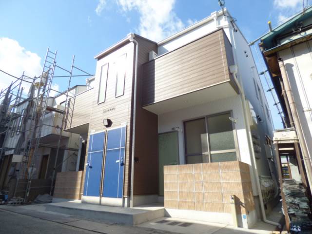 エミールカルモ