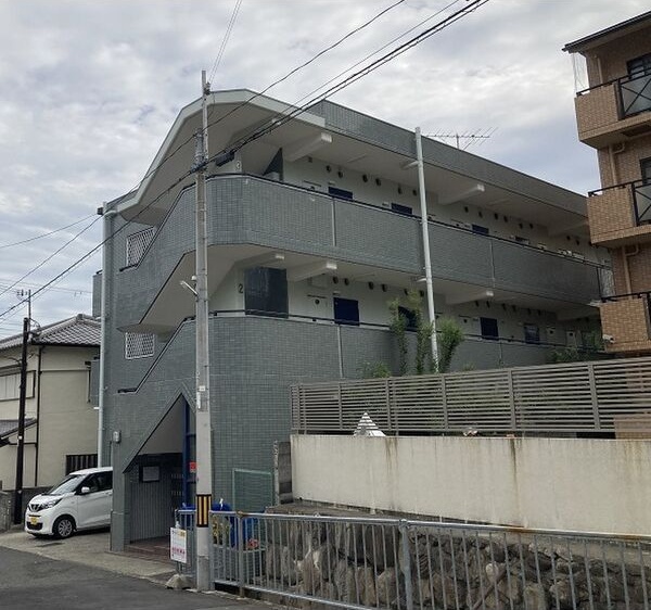 兵庫県神戸市灘区篠原中町２丁目