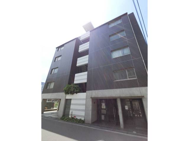 大阪府大阪市西区南堀江３丁目