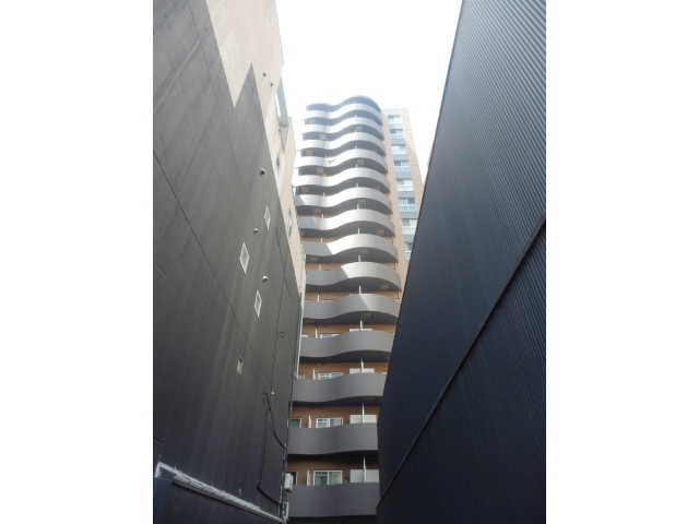 大阪府大阪市中央区高津３丁目