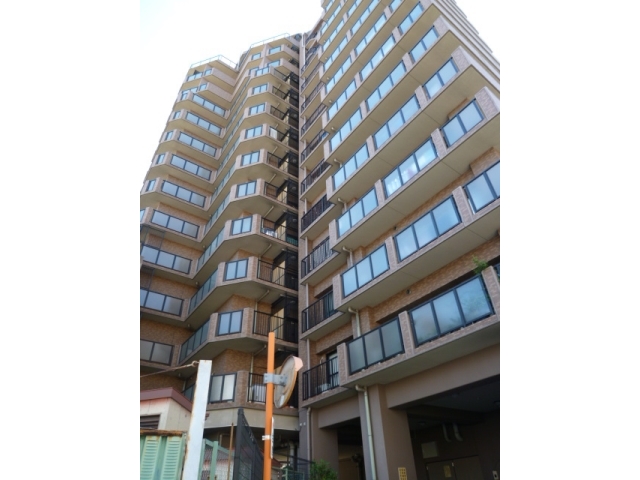 大阪府大阪市天王寺区大道３丁目