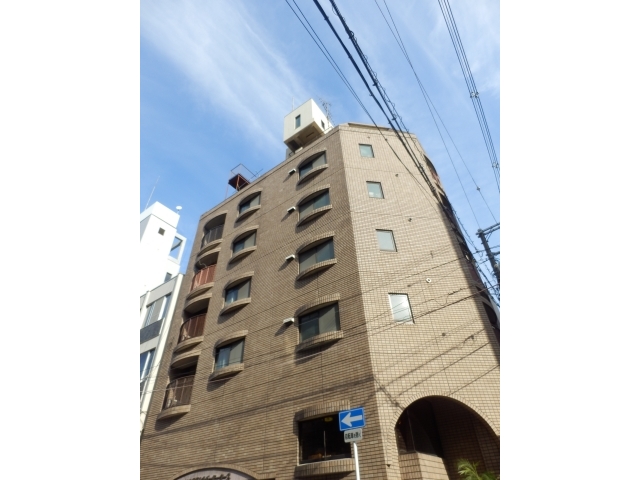 大阪府大阪市西区北堀江２丁目