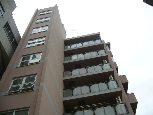 兵庫県神戸市中央区山本通４丁目