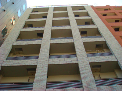 兵庫県神戸市中央区雲井通４丁目