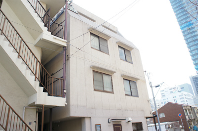 兵庫県神戸市中央区旭通３丁目