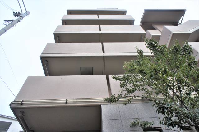 兵庫県神戸市中央区中山手通６丁目