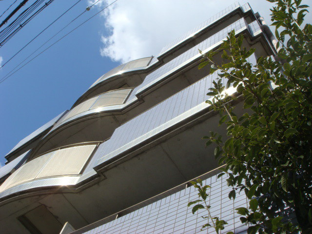 兵庫県神戸市中央区中山手通７丁目