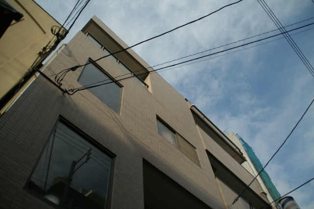 兵庫県神戸市中央区元町通３丁目