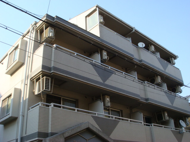 兵庫県神戸市灘区岩屋北町３丁目