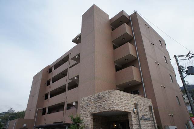 兵庫県神戸市北区谷上東町