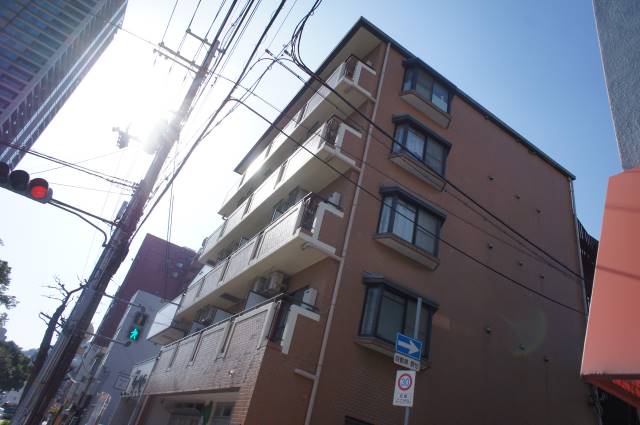 兵庫県神戸市中央区熊内町４丁目