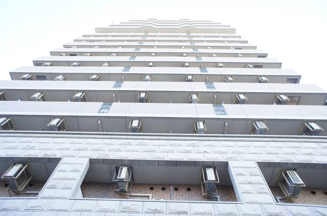 兵庫県神戸市中央区加納町３丁目