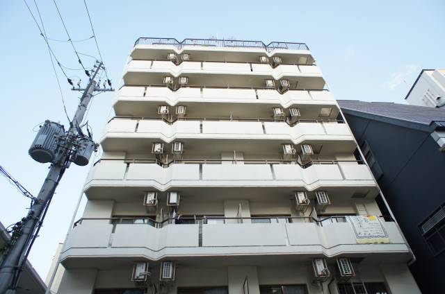 兵庫県神戸市中央区加納町３丁目