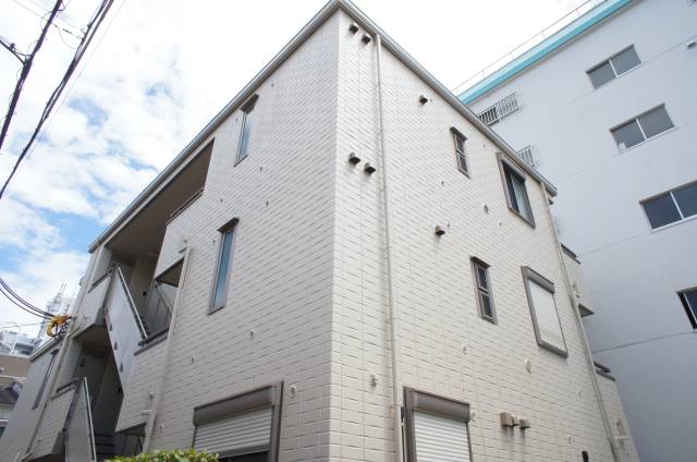 兵庫県神戸市中央区中山手通３丁目