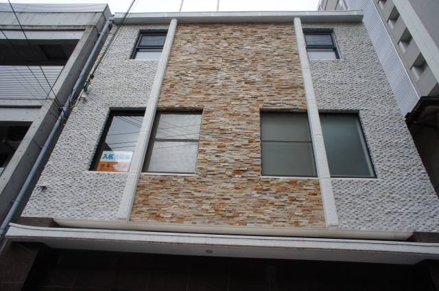 兵庫県神戸市中央区下山手通４丁目