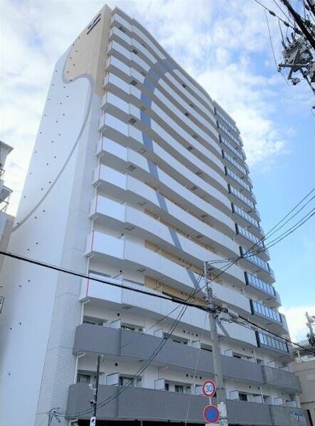セレニテ本町東リアン