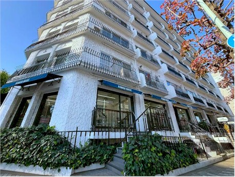 秀和外苑レジデンス