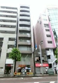 御苑スカイビル