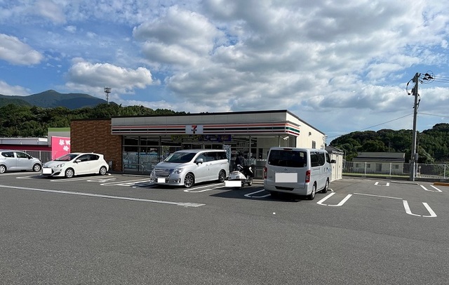 コンビニ