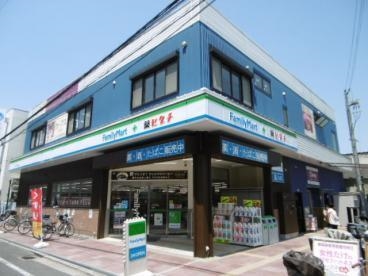 コンビニ