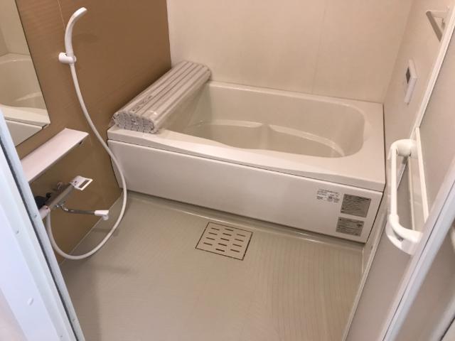 バス