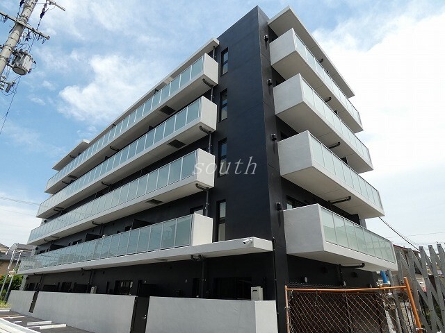GrandPaseo north