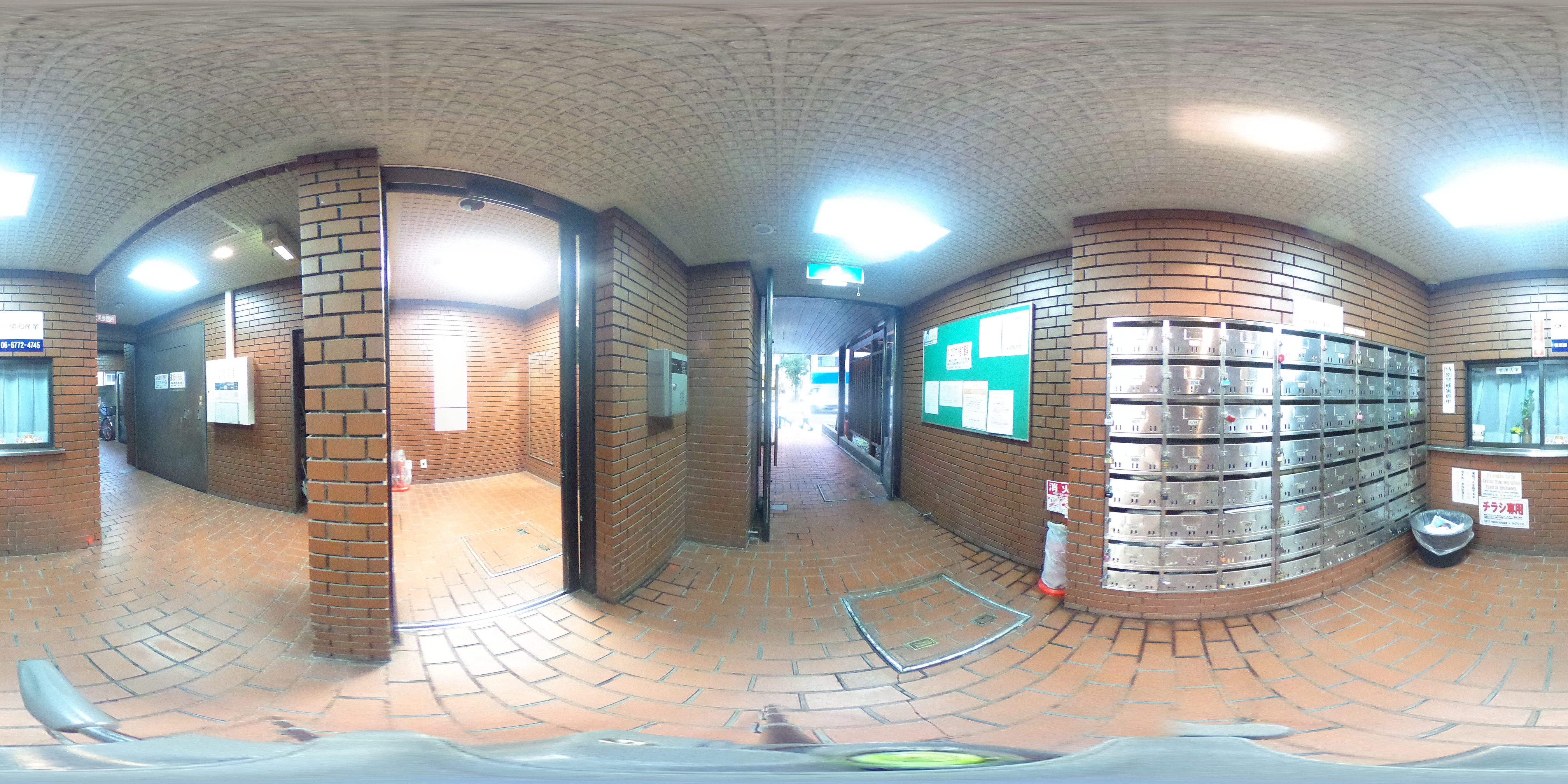 エントランス