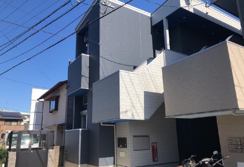 福岡県福岡市南区井尻１丁目