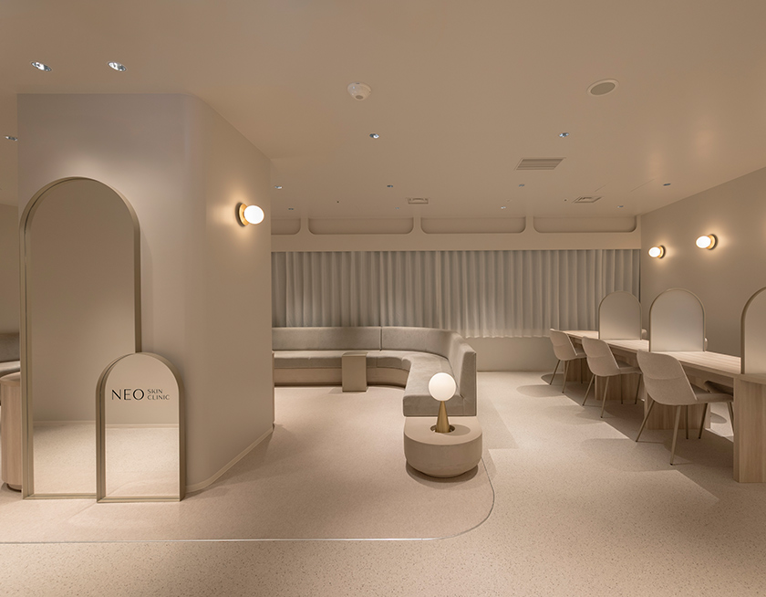 【銀座／週5日で年収 2000万～】美容皮膚科専任・常勤医師募集／週4日勤務～OK／経験不問・未経験医師も応募可能《SBC NEO Skin Clinic 銀座》