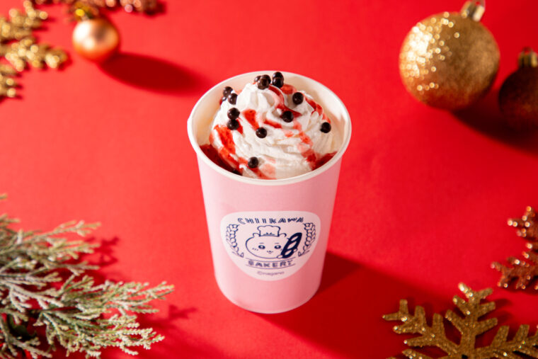 「ちいかわベーカリー」にホットドリンクやスペシャルなノベルティが期間限定で登場！